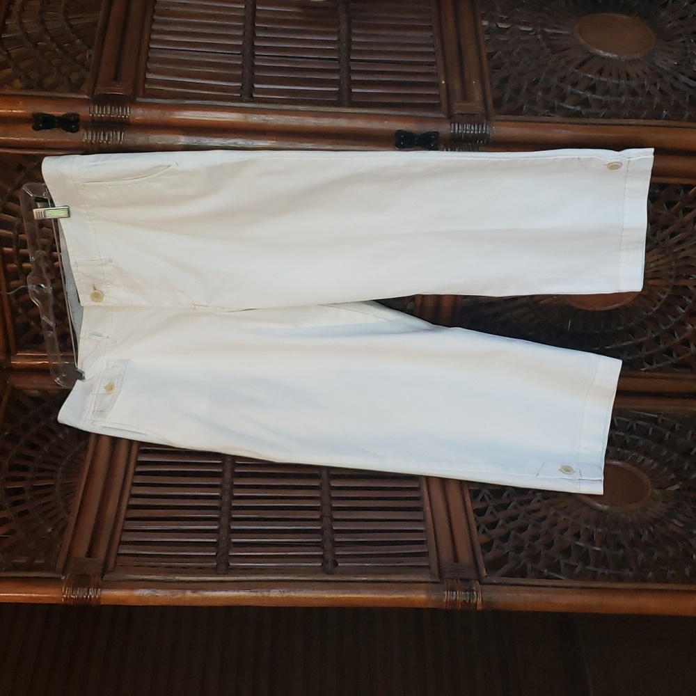 EDDIE BAUER Vashon Fit - White Capri Jeans - Size 14